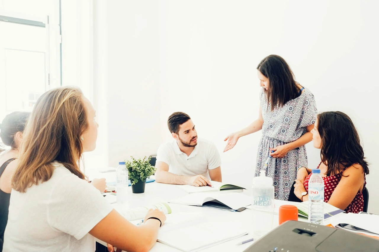 Curso intensivo de português